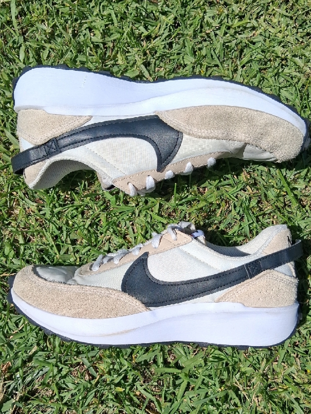 Nike Beige and Black Women's Athletic Sneakers